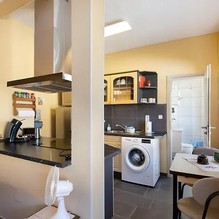 Gisela Apartment *